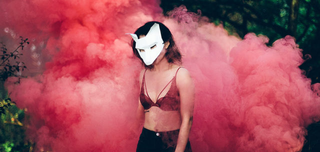 Dossey releases sparkly bubblegum electro-pop gem 