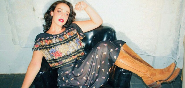 Elizabeth Moen marks her return with single 