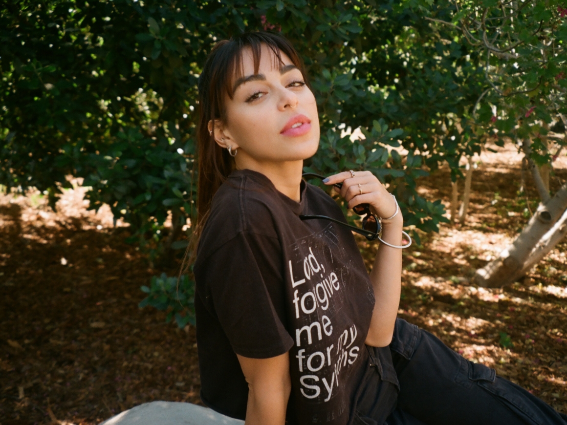 Redveil wears his soul on his sleeve with new single "diving board