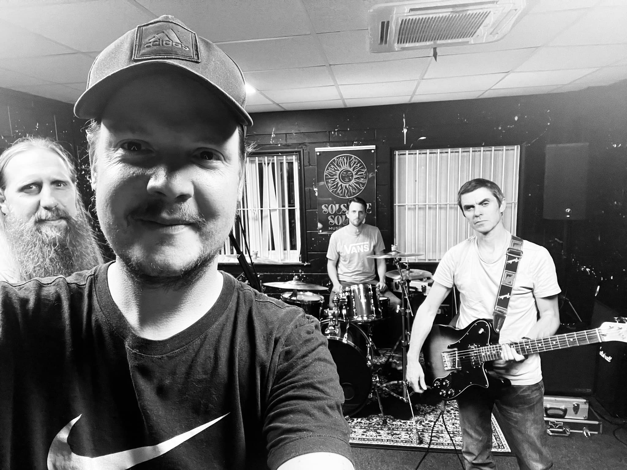 Allen Stone - Allen Stone [ALBUM REVIEW] - EARMILK