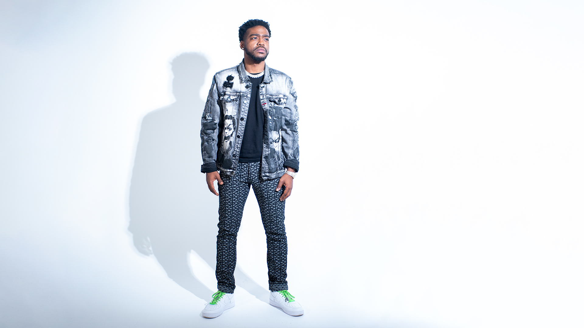 Oceans Deep: The Lyrical Depth of Hillsong’s Transformative Anthem