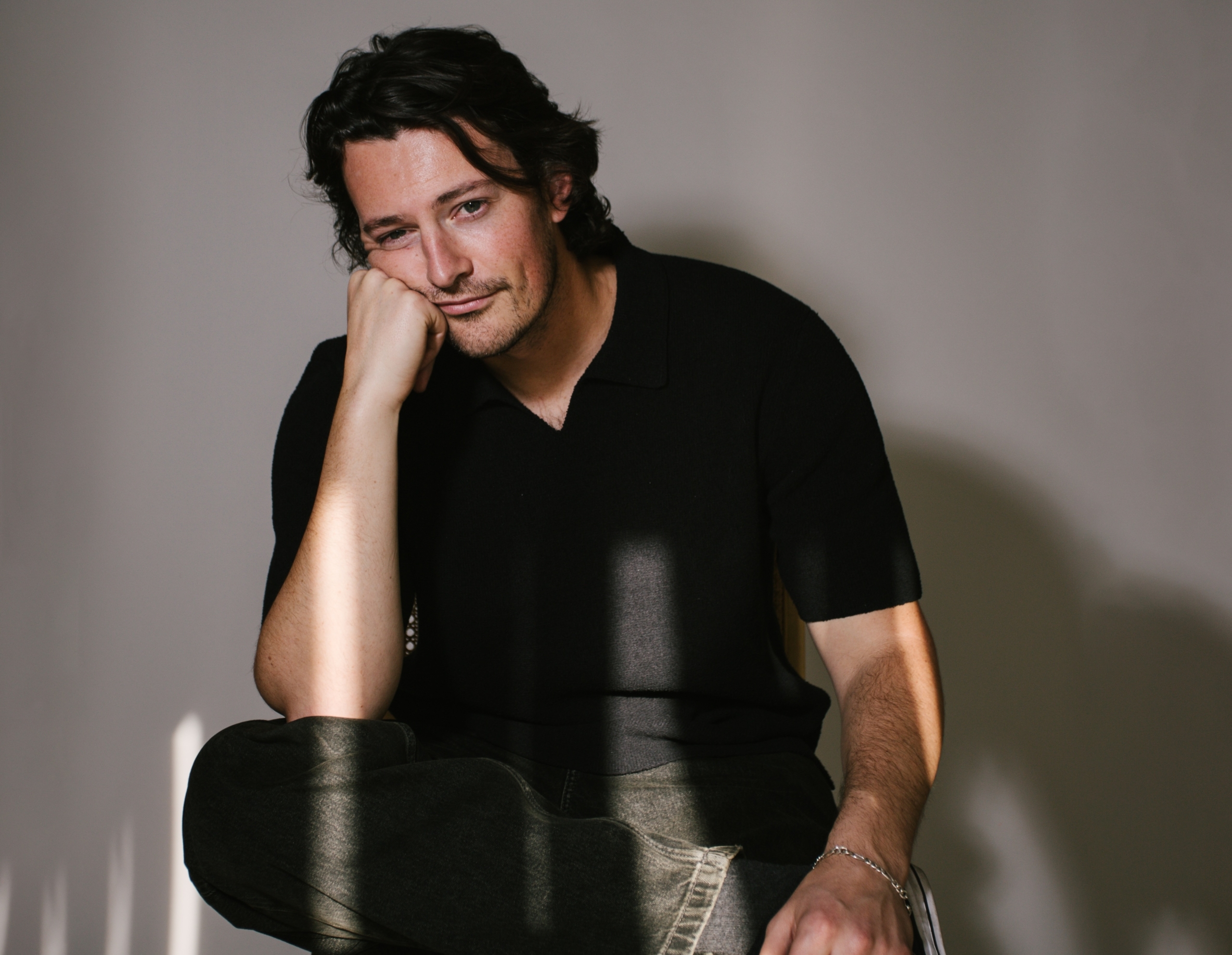 Rob Tirea kicks off 'Universal Jest' EP rollout with emotive new single