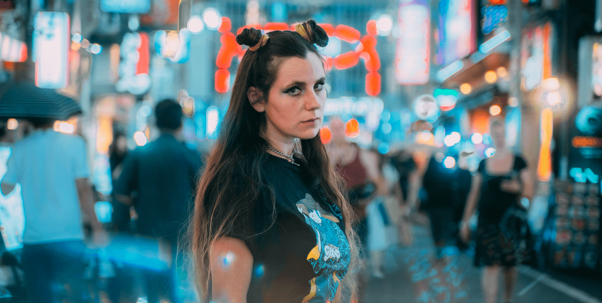 AViVA offers an anthem of defiance with new single “Heaven & Hell”