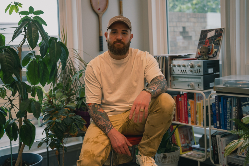 BOTZY channels golden-hour bliss in uplifting new visual “Look At You (Affirmations)” [Music Video]