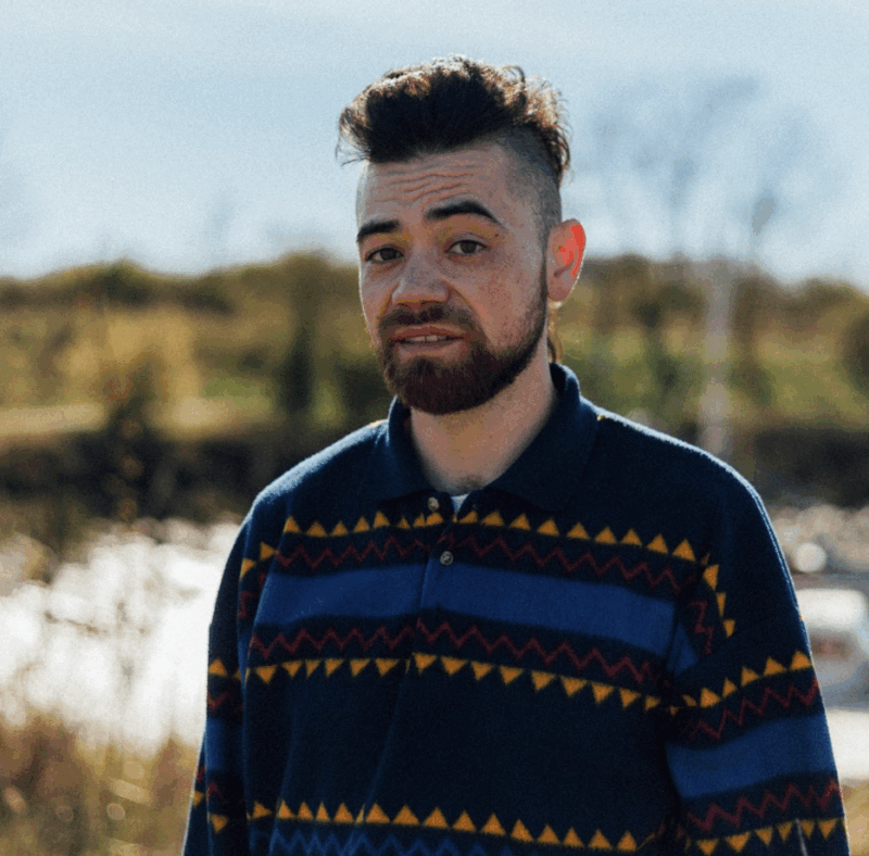 Fraser Morgan delivers vibrant and playful EP 'Songs About Girls'