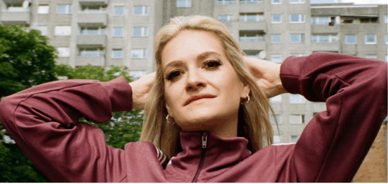 Amy Dabbs shares genre blurring trip on 'Rhythms' EP
