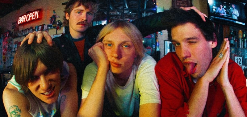 LA band garbagebarbie releases "kiss," a flirty garage-pop anthem for Summer