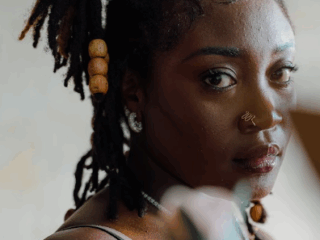 Temi T