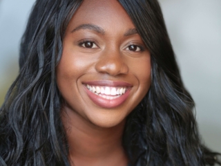 Lauren Akosia